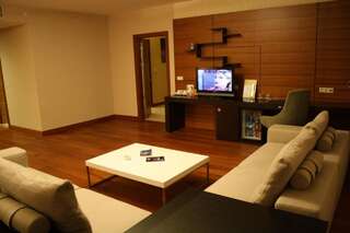 Отель Point Hotel Baku Баку Полулюкс-4