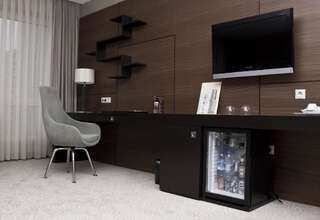Отель Point Hotel Baku Баку Стандартный двухместный номер с 1 кроватью или 2 отдельными кроватями-11